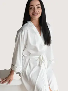 Lace Satin Bridal Robes - Elegant Smooth Finish for Weddings & Proms - One Size & XXL Options - Luxury Lounge Wear for Brides & Bridesmaids