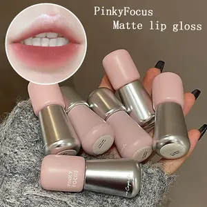 Velvet matte lip mud, lip glaze, Plumping lip glaze, long-lasting and fade-resistant, creates a smooth, matte finish for plump lips, non-transfer, non-fading, waterproof and sweatproof lipstick, perfect gift for holidays