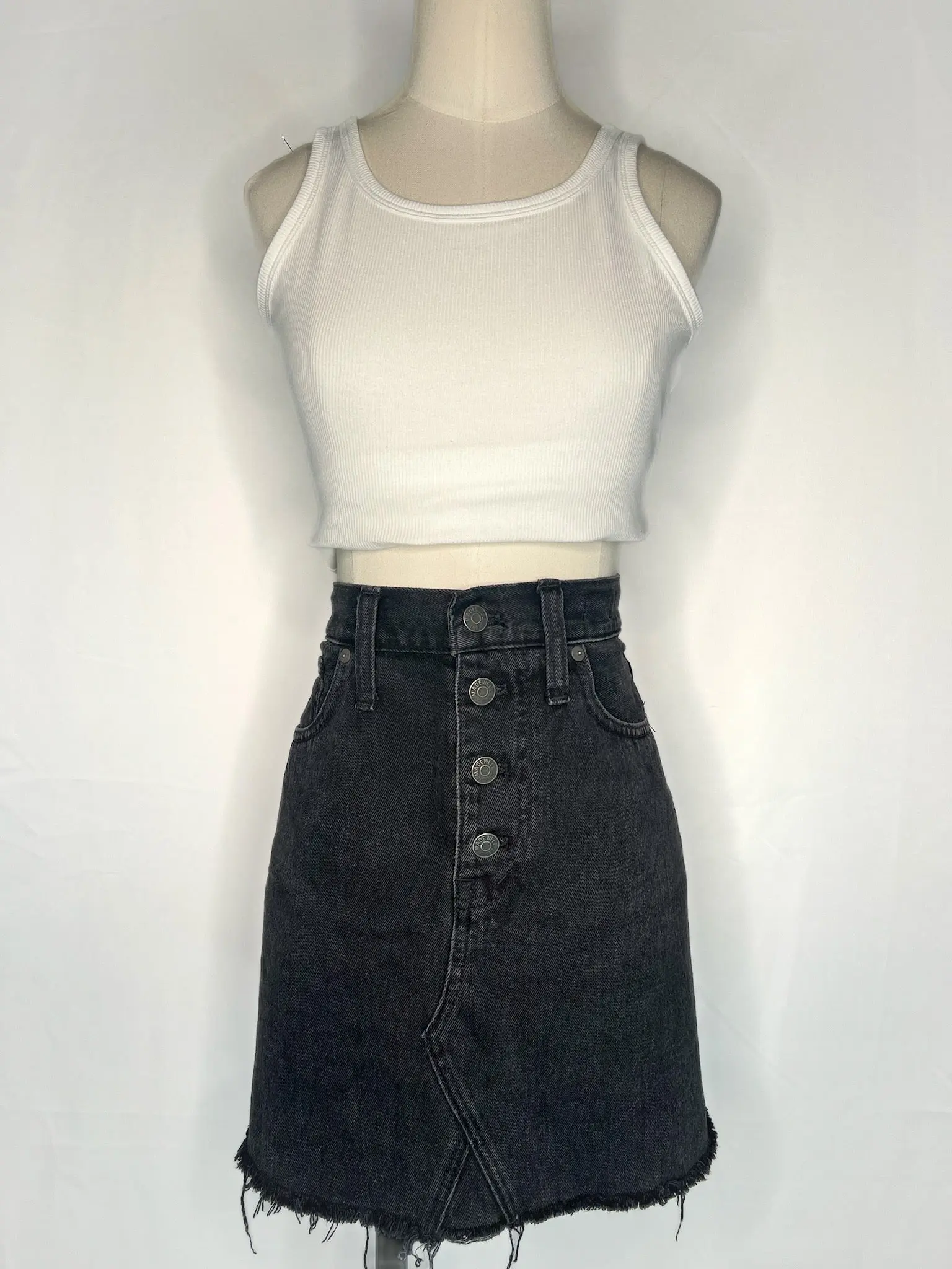 Madewell Rigid Denim A-Line Mini Skirt in Lunar Wash: Button-Front Edition | 29