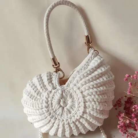 Hand-Crocheted Conch-shaped Shoulder Bag, Elegant Shoulder Bag, Niche Design Woven Handbag, Aesthetic Exquisite and Versatile Bag, Suitable for Commuting, Shopping and Dating, Crossbody Shoulder Purse for Daily Wear