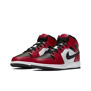 Jordan 1 Mid Chicago Black Toe (GS) size 4Y 554725-069 NEW