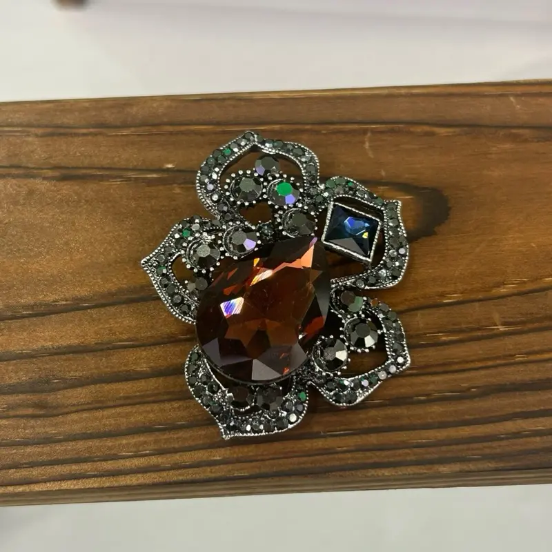 Premium Stone-Setting Brooch Pin
