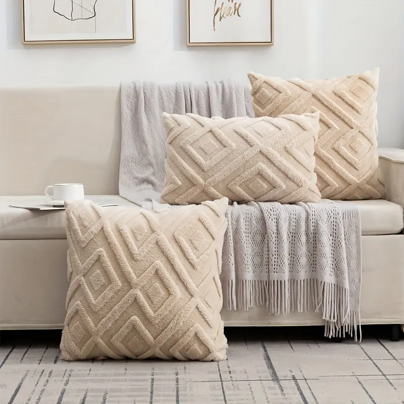Set of 2 Faux Fur Plush Pillowcases, Luxurious Decorative Striped Plush Pillowcases Soft & Cozy, for Vacation Home Decor, Bedroom Bed Decoration