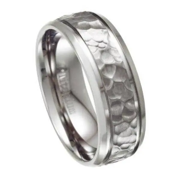 Hammered Ring for Men in Titanium, Polished Beveled Edges | 8mm