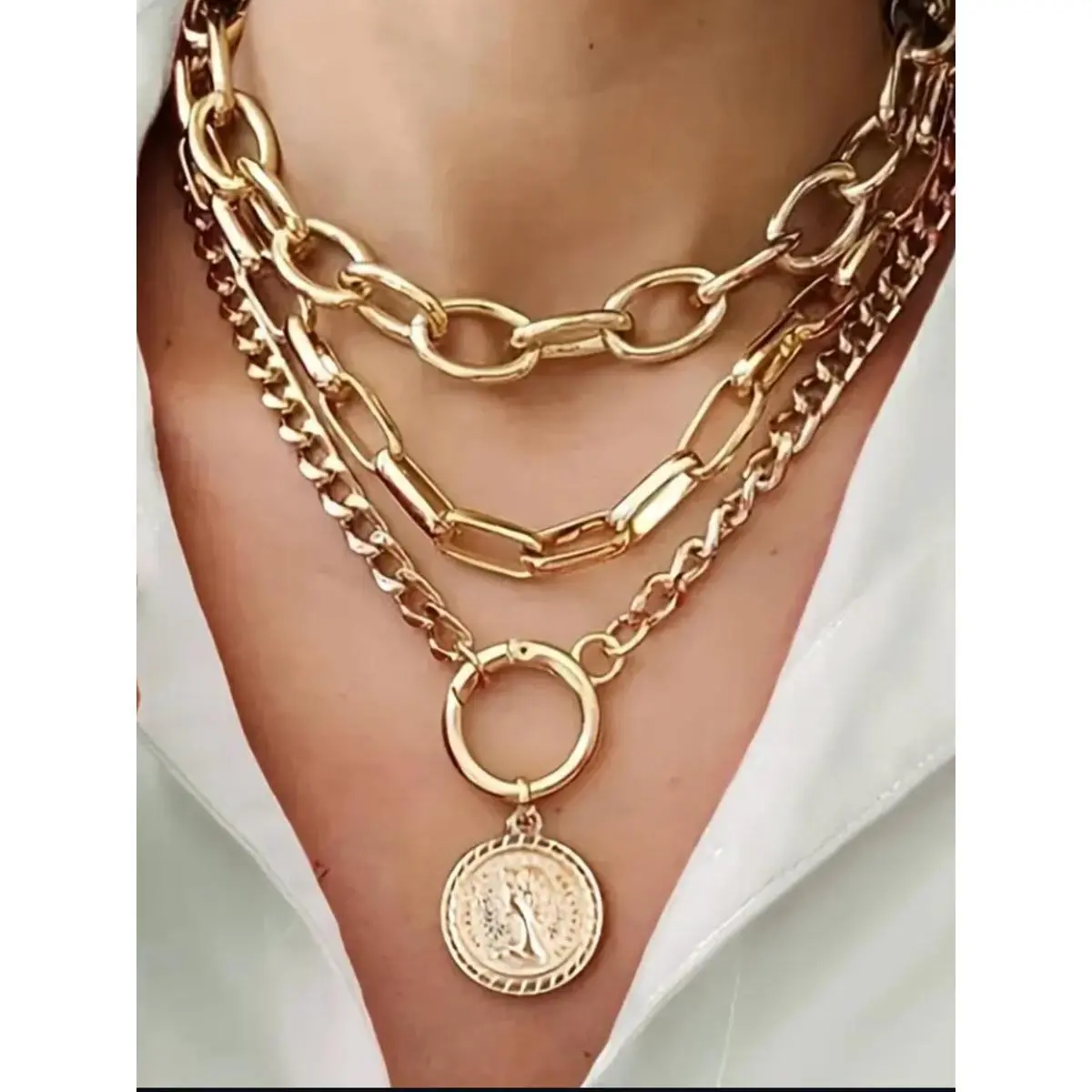 Women's 3-Piece Layered Necklace Set - Stylish Accessories, Exaggerated Size Punk Chunky Chain Jewelry Stack with Portrait Charm, Layered Look for Party & Daily Wear, Chain Link Necklace