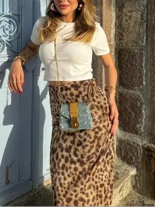 Women's Sexy High Waist Leopard Print Midi Skirt, Slim-Fitting Summer Fashion, Versatile and Stylish Design for Casual Wear