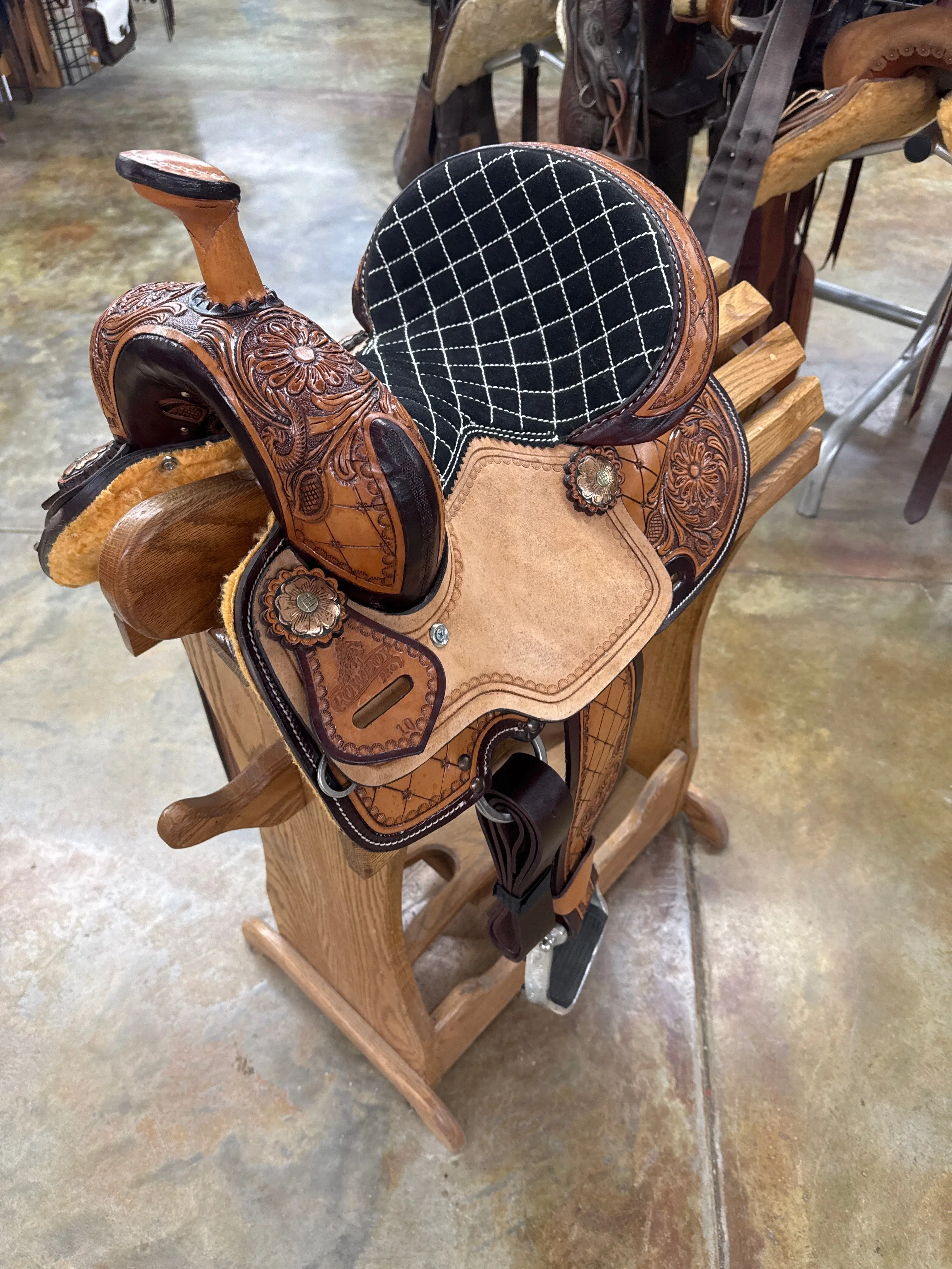 Cowboy Pro Youth Barrel Saddle, 10" Seat