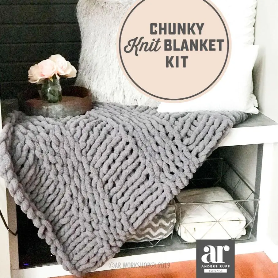 AR Workshop Chunky Knit Blanket Making Kit - Easy for Beginners Hand Knit Craft Kit with 5 Skeins of Premium Yarn & Step-by-Step Video Instructions for Cozy Home Decor