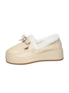 Women's Sheepskin Moccasin Low-Top Shoes, Soft Warm Winter Footwear, Comfortable Indoor Women's Shoes for Cold Weather