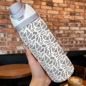 Loyr 32oz Insulated Tumbler, Water Bottles, Camouflage Pattern, Stainless Steel, Perfect Gift, Modern, Portable Style, Ideal for Outdoor, Home, Commute