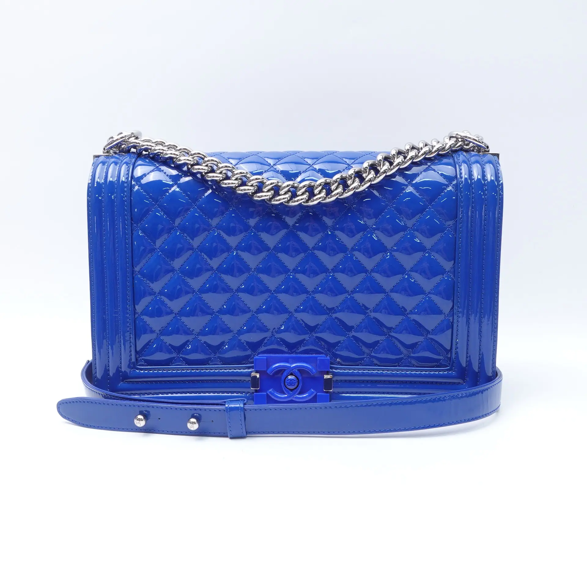 Pre-owned CHANEL Patent Shoulder Bags Leboy Blue Shoulder Bag T10422275