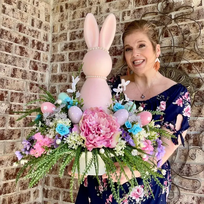 Beautiful Bunny Centerpiece     Easter Bunny Table Centerpiece