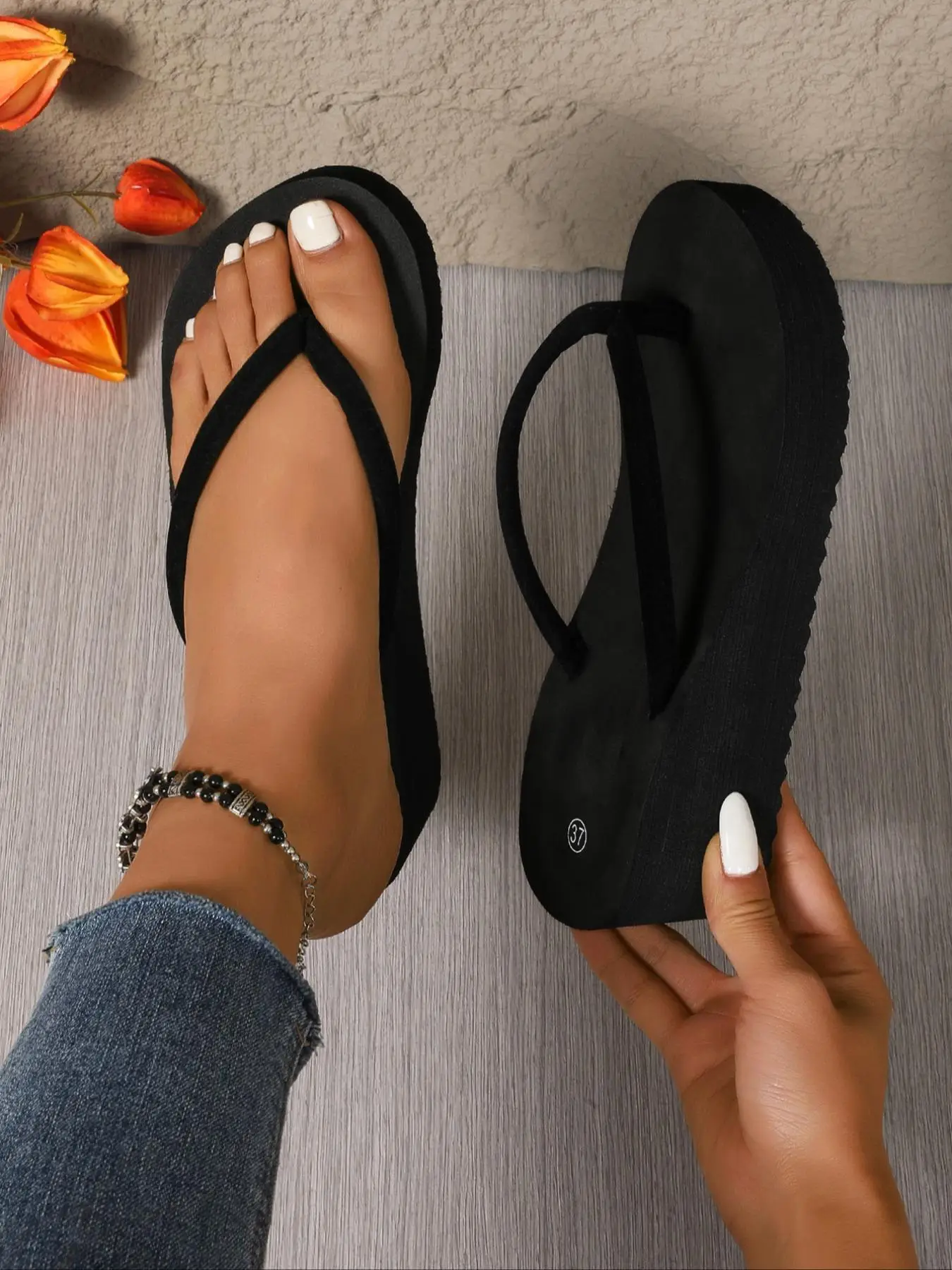 Women's Simple Plain Color Slides, Casual Comfortable Fashionable Slippers for Summer, Lightweight Breathable Slides for Indoor & Outdoor Wear, Walkin