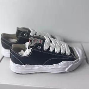 Maison MIHARA YASUHIRO low-top lace-up sneakers Maison MIHARA YASUHIRO low-top lace-up sneakers