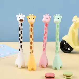 4Pcs Giraffe Shaped Ballpoint Pen, Cute Cartoon Animal Pen, Funny Teacher Pens, Black Ink Creative Base Design, Suitable for School Student Party Office
