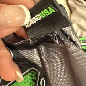 Product Review of Rhino USA 1" x 10' Retractable Ratchet Straps (select 2 pack or 4 pack) - Medium Duty Self Retracting Tie Down Straps for Truck, Cargo Trailer from N**a D**n