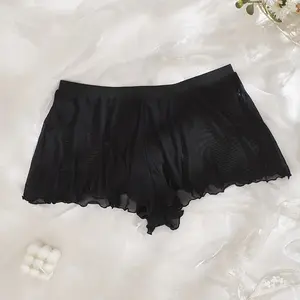 Chic Ladies' Skort for Parties - Stylish and Flirty, Perfect for Summer Outings, Fashionable Design for a Trendy Look