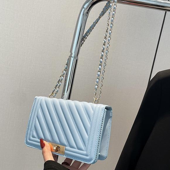 Fashionable New Solid Color PU Embossed Shoulder Bag, Street Commuting Crossbody Bag, Minimalist Women's Chain Small Square Handbag