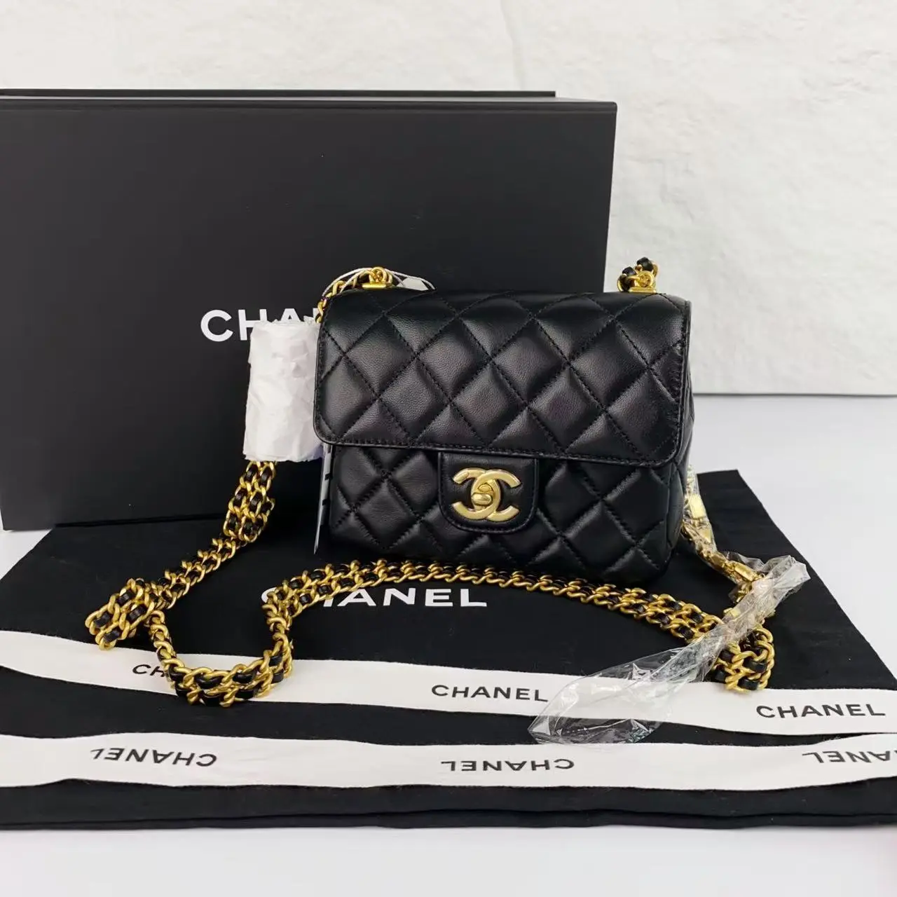 Pre-owned CHANEL Shoulder Bags 7410