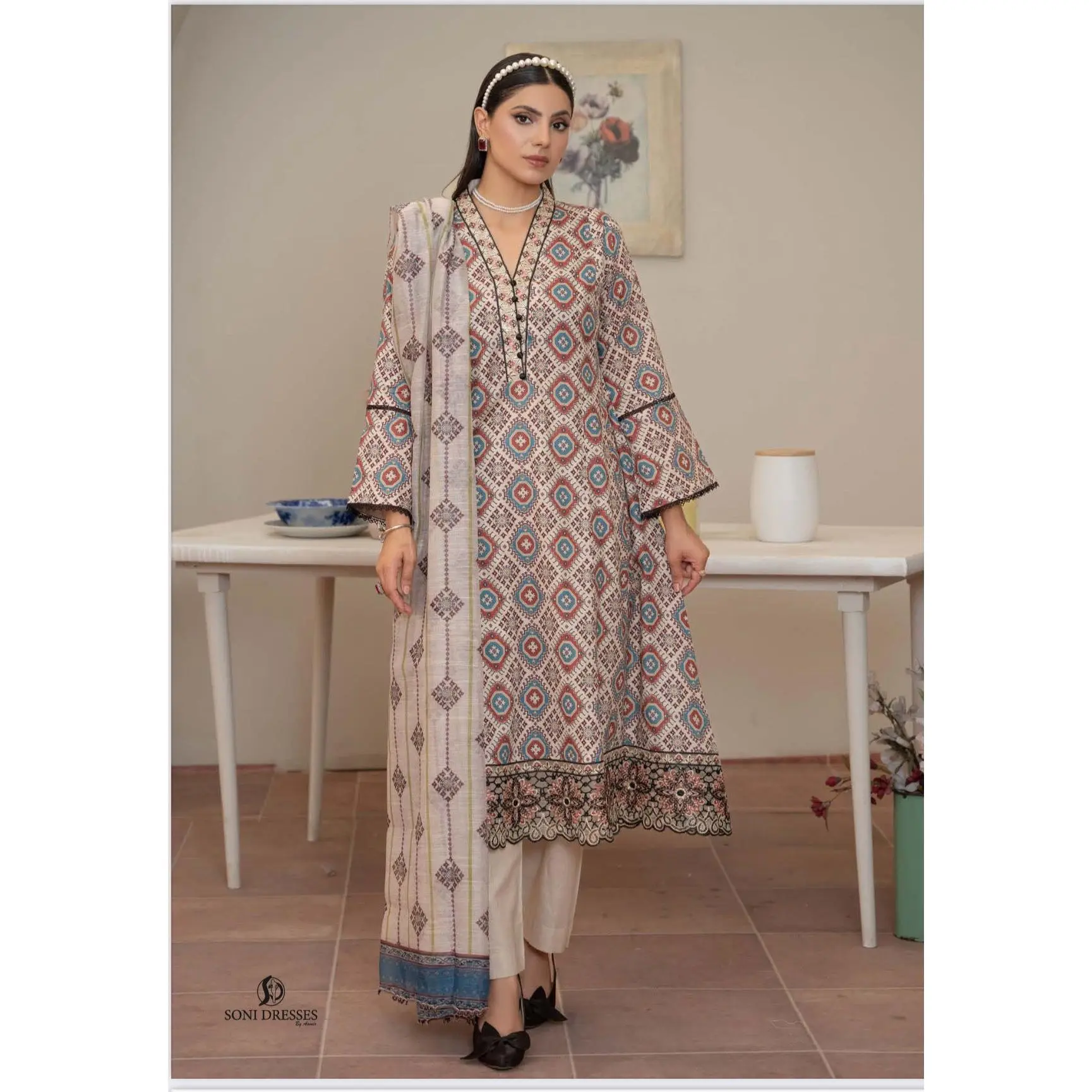 Pakistani Salwar Kameez Suit – Ethnic Wear for Women- Ju102