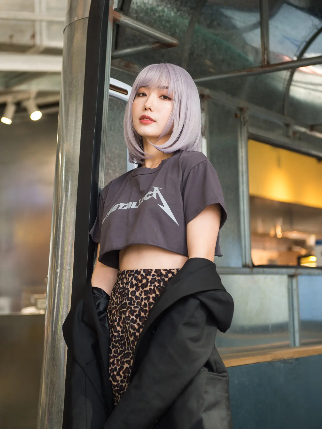 Medium-length straight hair fully machined bangs wig 14 inches gray plus purple heat-resistant fiber high temperature silk wig dyeable and permable bangs synthetic wig gray plus purple Short Bob Wigs for gray plus purple Synthetic Wigs with Bangs Heat