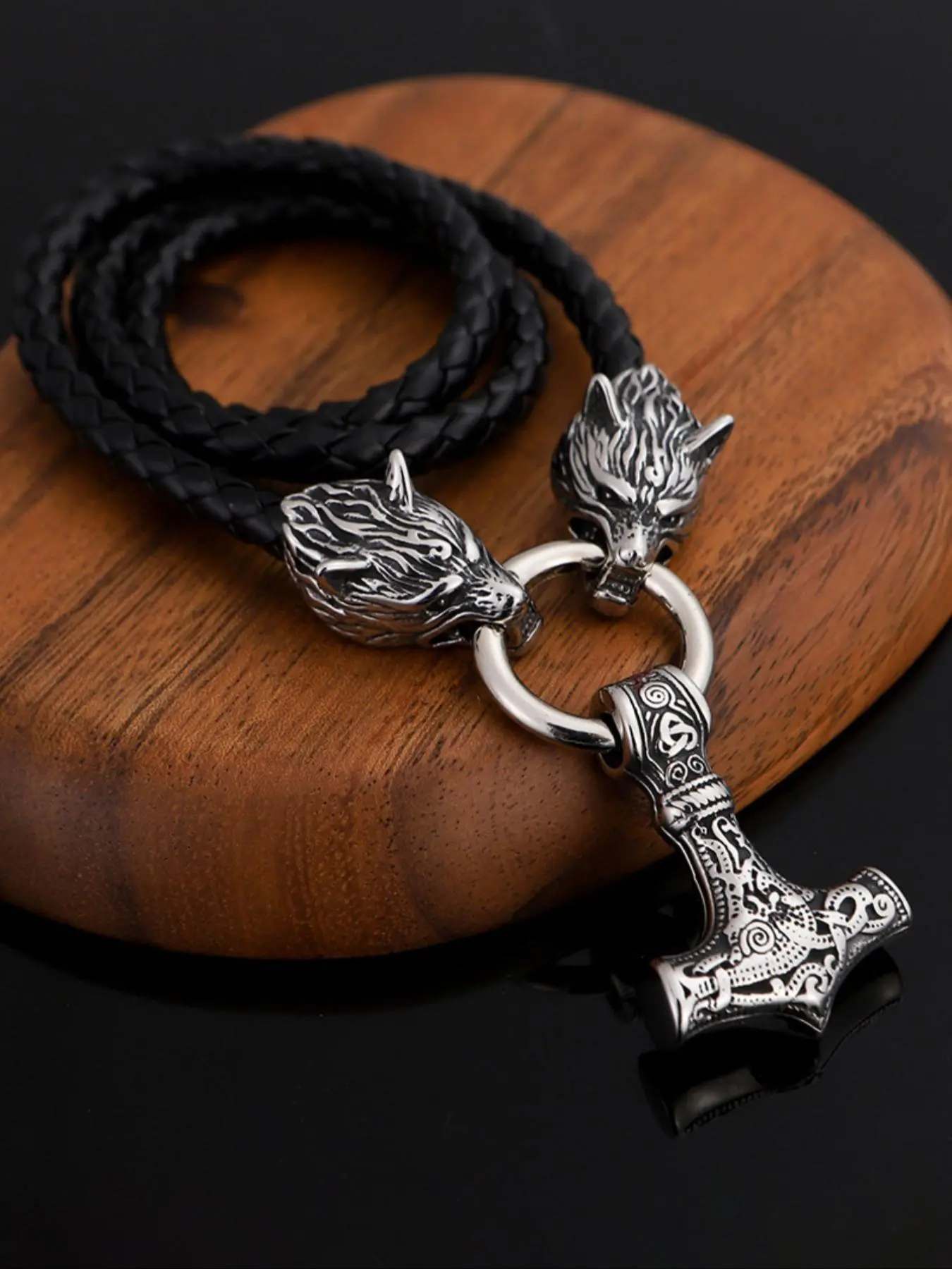 Vintage Viking Hammer Wolf Design Pendant Necklace, Punk Jewelry for Party, Daily Clothing Decor, Trendy Pu Leather Strap Adjustable Jewelry for Birthday Gift without Box, Costume Jewelry Necklace, Jewellery Accessories, Trendy Fashionable Accessories