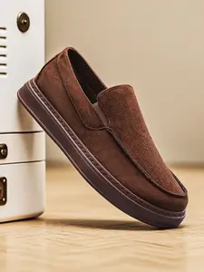Men's Summer Simple Solid Color Frosted Loafers, Flat Slip-On Design, Comfortable Shock Absorption, Versatile for Business and Casual Wear