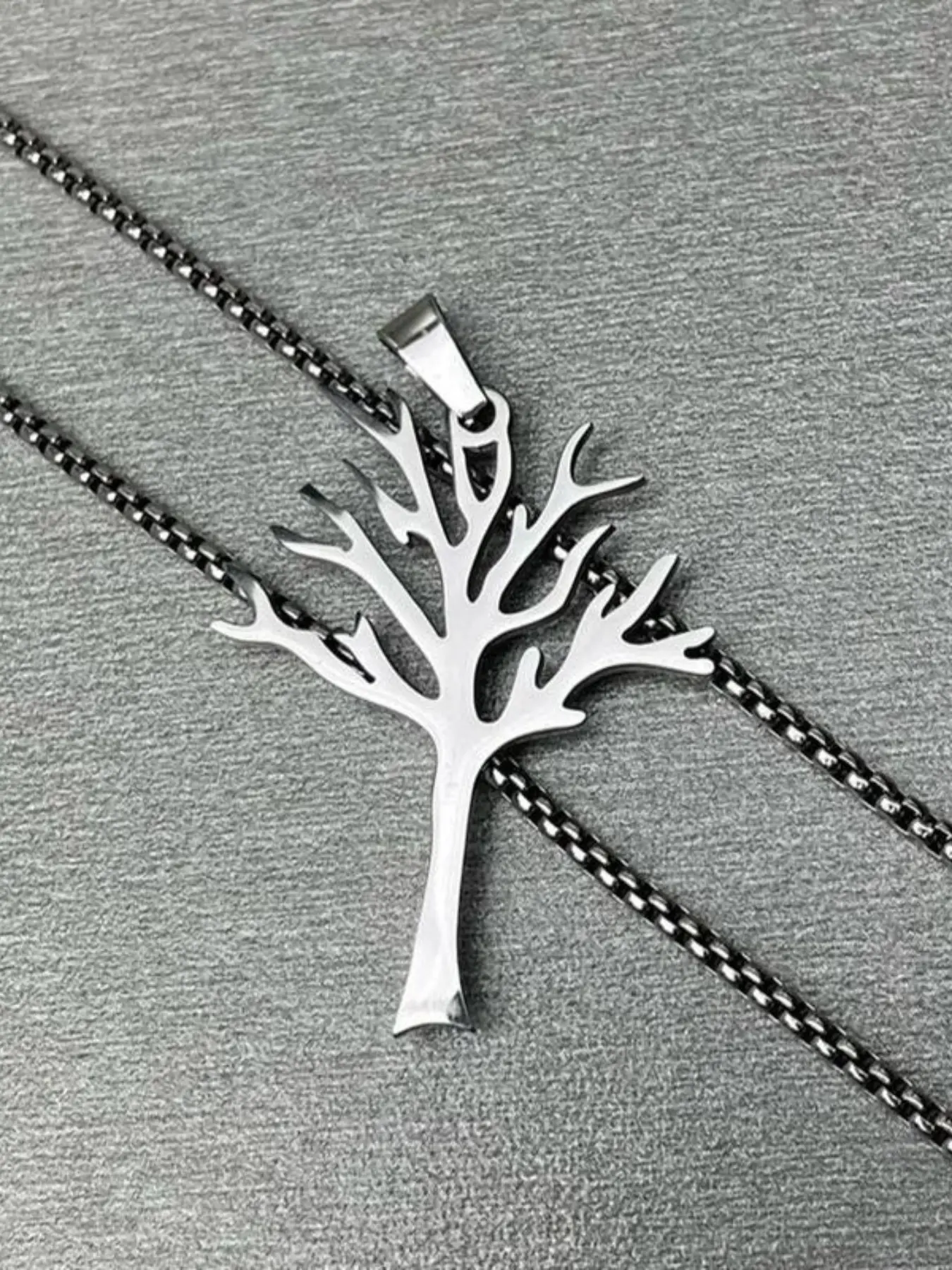 Poison Tree Necklace—Stainless Steel Boho Style Necklace, Unisex, Durable Fashion Accessory, Modern Chain Pendant Jewelry, Perfect for Christmas and Birthday Gifts
