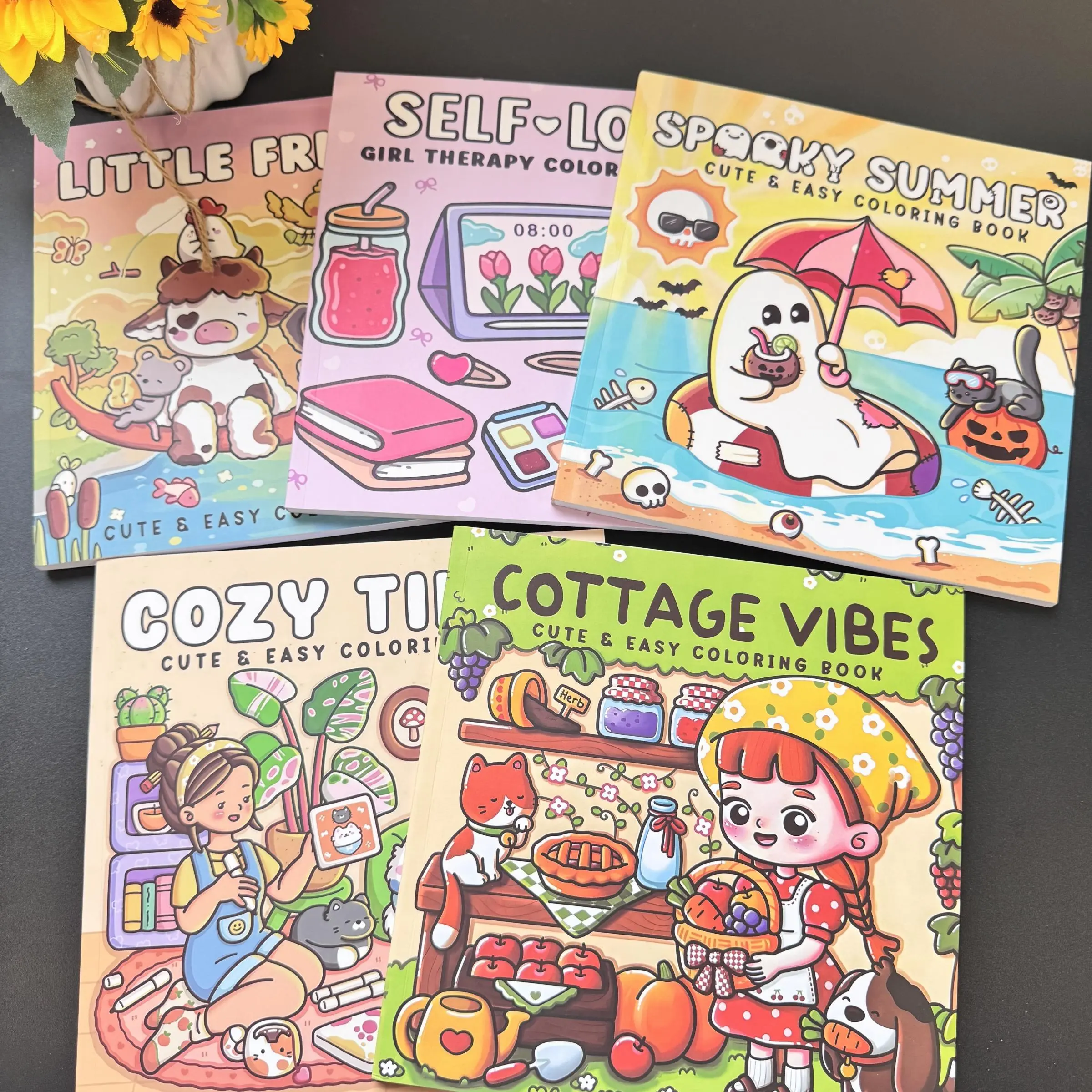 Cartoon Pattern Coloring Book, Thick Paper Coloring Book, DIY Painting Book, Suitable for All Kinds of Holiday Gift Giving