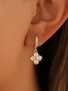 Elegant Flower Earrings Set, Copper Simulated Zirconia Four-Petal Pendant, Wedding Party Daily Wear, Luxury Fashion Jewelry for Women, High Quality Earrings
