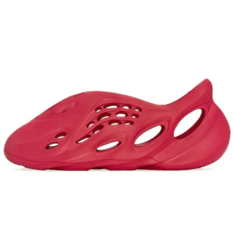 Adidas Yeezy Foam Rnnr Vermillion Clogs Unisex GW3355