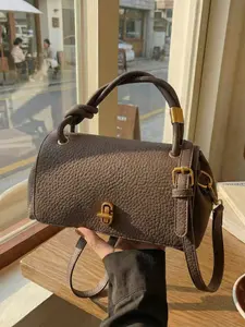 Elegant Simple Commuter Pillow Bag, High-Value Handbag for Women, Small Shoulder Crossbody Bag, Perfect for Work and Outdoors