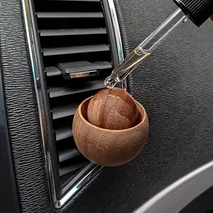 Natural Wooden Car Air Freshener Diffuser, Manual Operation, No Chemicals, Compatible with Car Vent System, Elegant Durable Interior Decor, Car Aroma Diffuser, Car Interior Diffusers