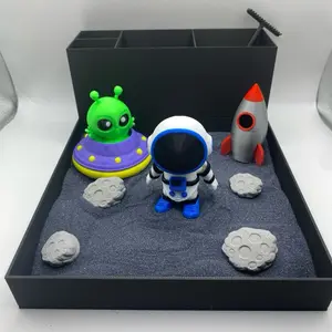 Alien Astronaut Space Zen Garden, Mini Desk Decor, Sensory Calming Sand Garden for Desk, Fidget Stress Relief, Office Decor, Cubicle Decor