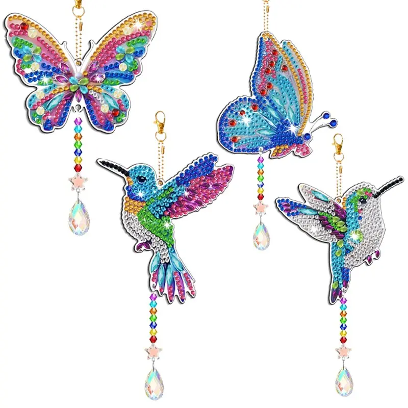 4 Piece Artificial Diamond Painted Butterfly Wind Chime Crystal Pendant, Artistic Jewelry, Home Wall Decor, Hanging Home Decor, Wall Decoration, Christmas Halloween Thanksgiving Valentine's Day Party Birthday Gift, Decorative Hanging Piece, Windchimes