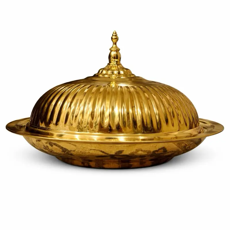 Large Luxury Metal Serving Dish with Domed Lid – 45 cm (Gold)