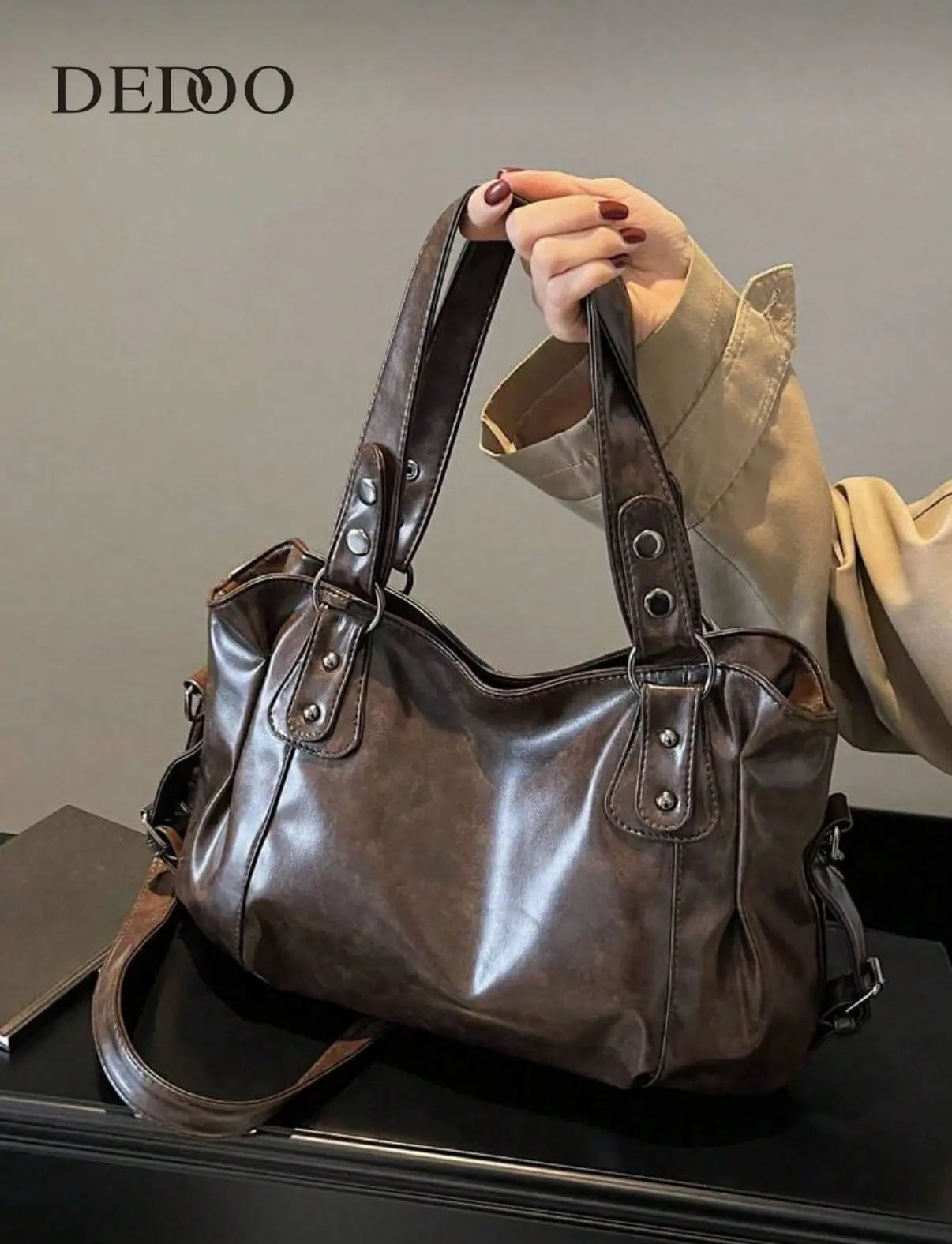 Retro Minimalist Tote Bag 2026, Large Capacity Shoulder Bag Fashion Student Work Commuting Bag Bohemia Style Everyday Crossbody Handbag Bag for Women Vintage Bag New Fashionable Big Bags Purse