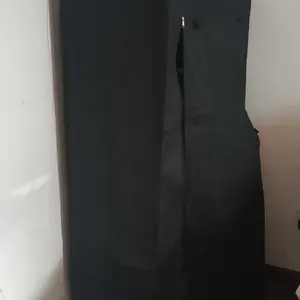 Portable Wardrobe Closet with Cover, Freestanding Portable Garment Rack, Portable Closet Wardrobe for Clothes Storage, Clothes Organizer for Bedroom, Dorm, Apartment, Black.