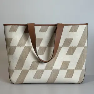Pre-owned HERMÈS Canvas with Swift Tote Bag Cabas H en Biais 40 Ecru and Gold H Quilted 66036267