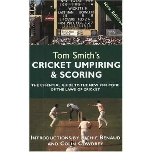 USED-Cricket Umpiring and Scoring by Tom Smith (Paperback)