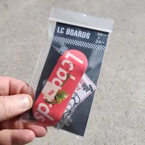 LC BOARDS FINGERBOARD 98X34 COMPLETE KERMIT RED WITH FOAM GRIP TAPE
