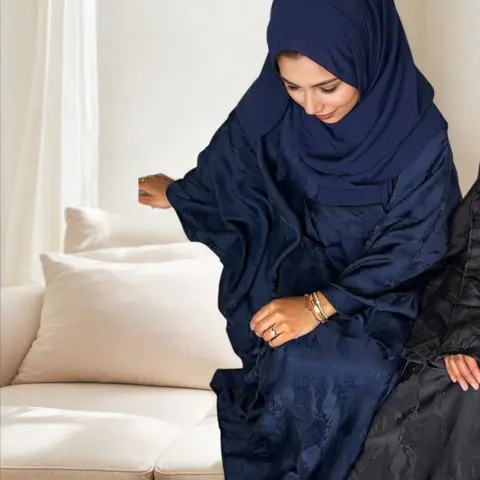 Women's  Floral  Jacquard Arabian, Modest Round Neck Long Sleeve Dress for Daily Wear, Ladies Islamic Clothing for All Seasons, Islamic Modesty Clothes