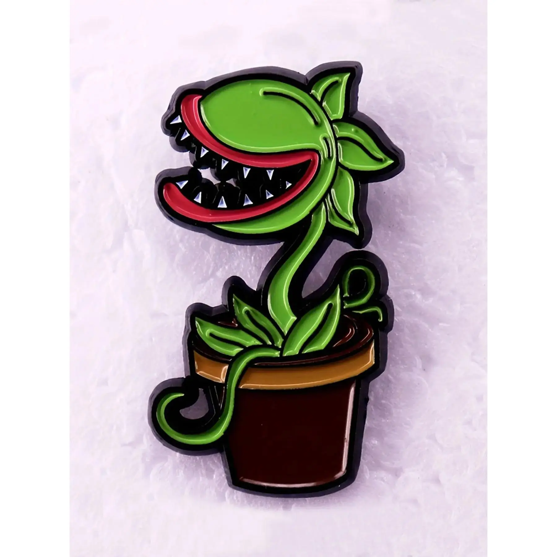 Cute Alloy Enamel Brooch, Novelty Green Cannibal Flower Pin, Accessory for Clothing and Bags, Party Accessory