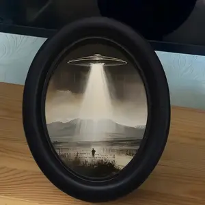 1count Vintage Alien Spaceship Wooden Framed Photo Frame - UFO & Figure Design, 6.8x8.7Inches, Handmade Wall Decor for Home & Office, Gothic Style, Ideal for Halloween & Thanksgiving, Space Room Decor, for Christmas, Halloween Decorations