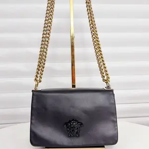 Pre-owned VERSACE Leather Shoulder Bags 7.8'' R3989 Shoulder Bag C19487614321 0124 T1 Chloe