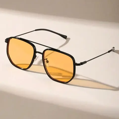 Unisex Vintage Sunglasses, Trendy Casual Sunglasses for Everyday Use, Fashion Accessories for Outdoor Activities, Trendy Beach Eyewear, Stylish Glasses, Trendy Fashion Shades, Street Style Shades, Trending Glasses