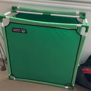 Golf Chipping Cornhole Set - 20 Velcro Balls, Putting Mat, Putter and Carrying Bag - Target Games for Golfers, Fathers, Indoor Outdoor Backyard