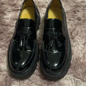 Men's 1 Pair Fashionable Casual Tassel Detail PU Leather Slip-on Shoes, Simple Design Plain Round Toe Loafers, Business Style Shoes for Daily Wear