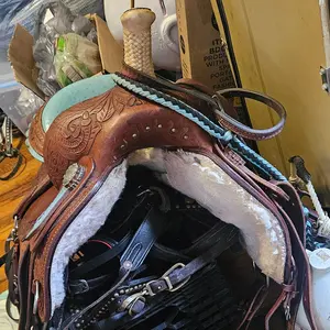 Turquoise barrel saddle