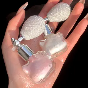 Cat-Shaped Highlighter Spray, Long-Lasting Shimmer Highlighter Powder, Shimmer Glitter Highlighting Powder for Face & Body, Easy-to-Apply Sparkle Body Shiner for Daily & Party Makeup